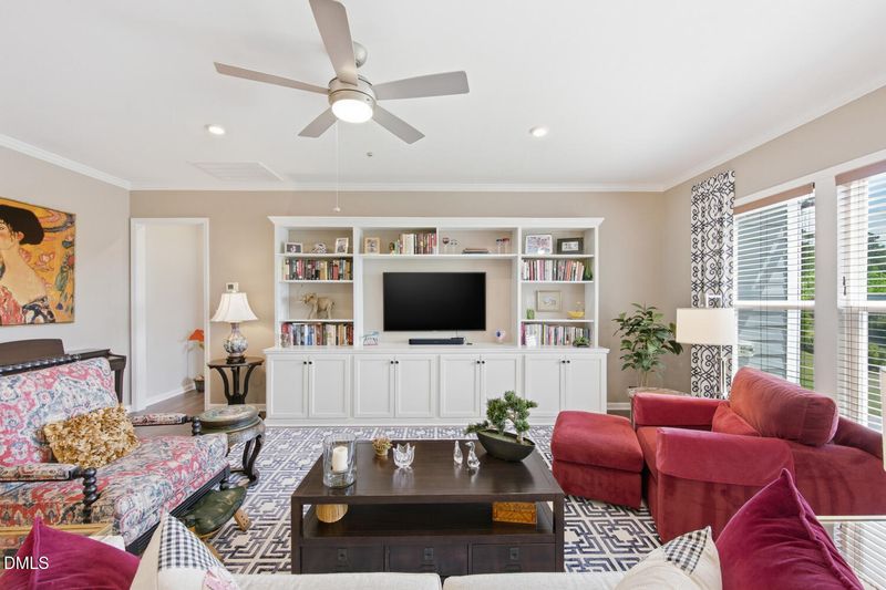 924 Del Webb Manor Ave, Wake Forest, NC 27587