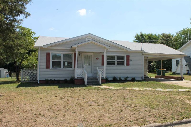 924 Hobbs St, Clayton, NC 27520