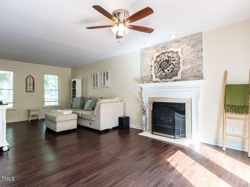 924 Magnolia Ridge Way, Fuquay Varina, NC 27526