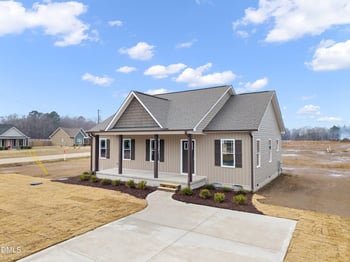 924 Micro Rd, Selma, NC 27576