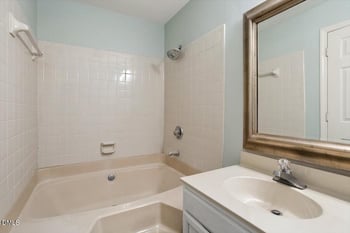 924 New Kent Pl, Cary, NC 27511