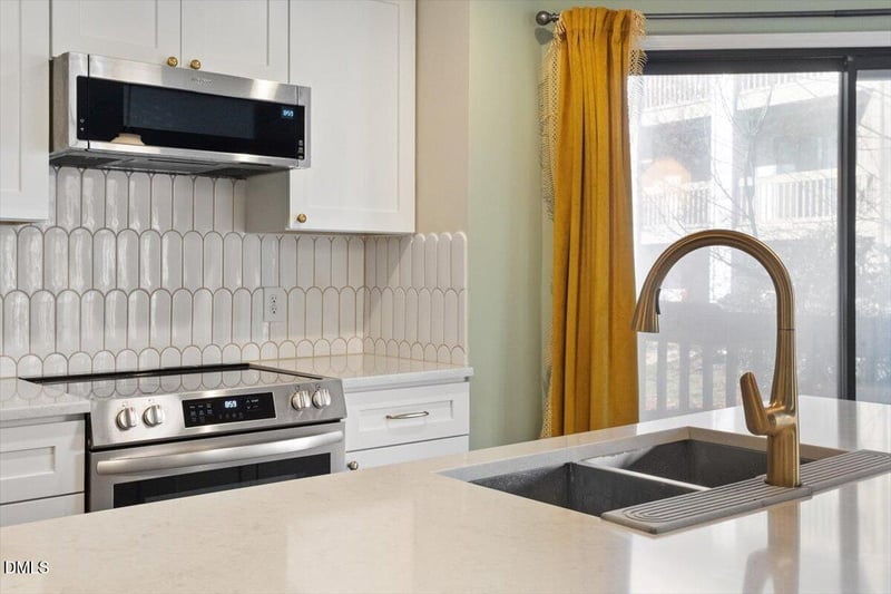 924 New Kent Pl, Cary, NC 27511