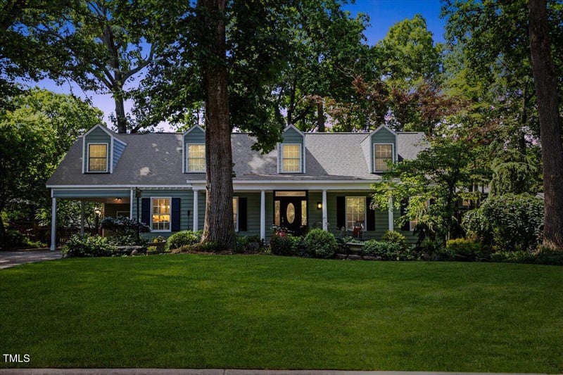 924 Pebblebrook Dr, Raleigh, NC 27609