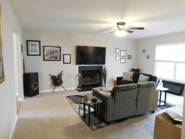 924 Roxy St, Raleigh, NC 27610