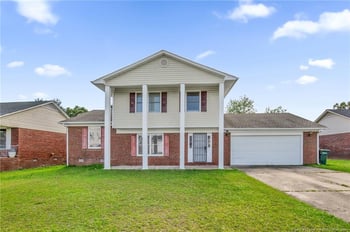 924 Scully Dr, Fayetteville, NC 28314