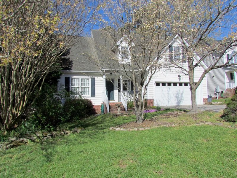 924 Siena Dr, Wake Forest, NC 27587