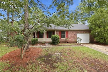 924 Winds Ln, Fayetteville, NC 28311