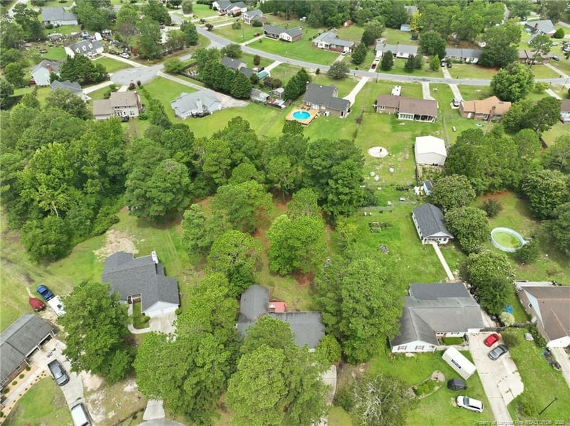 924 Winds Ln, Fayetteville, NC 28311