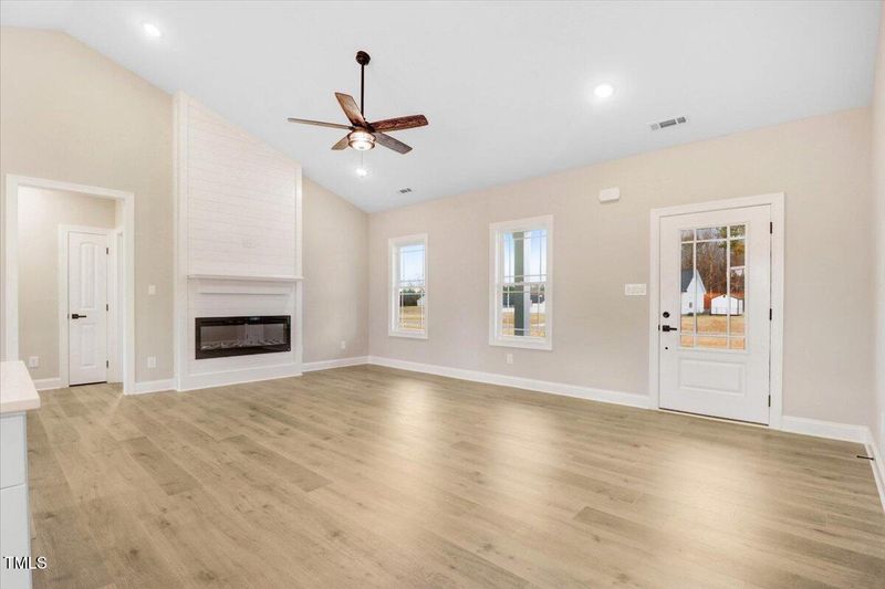 9246 Otter Ct, Middlesex, NC 27557