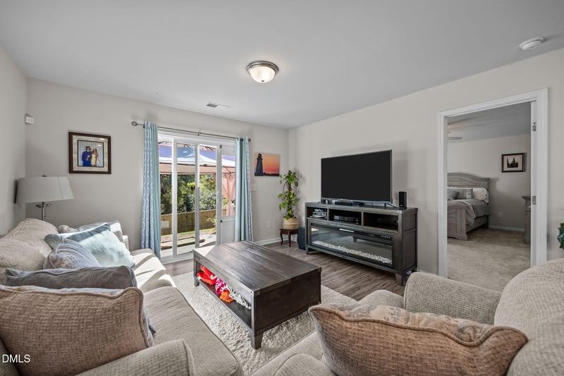 925 Bellewood Gardens Dr, Angier, NC 27501