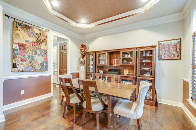 925 Bend Dr, Durham, NC 27713