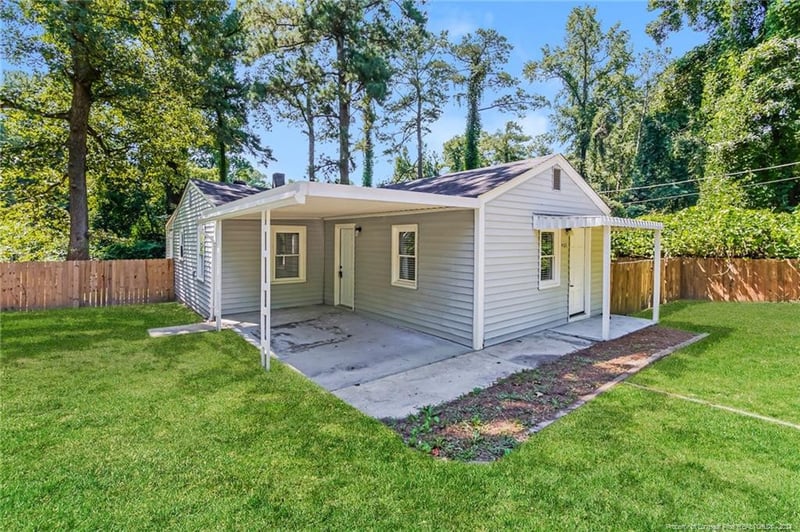 925 Carver St, Fayetteville, NC 28301