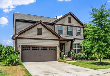 925 Cozy Oak Ave, Cary, NC 27519