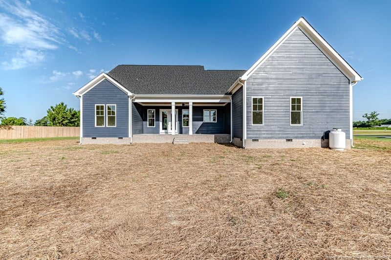 925 Dixie Farm Rd, Sanford, NC 27332