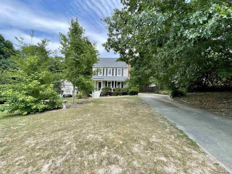 925 Fairlong Rd, Wake Forest, NC 27587