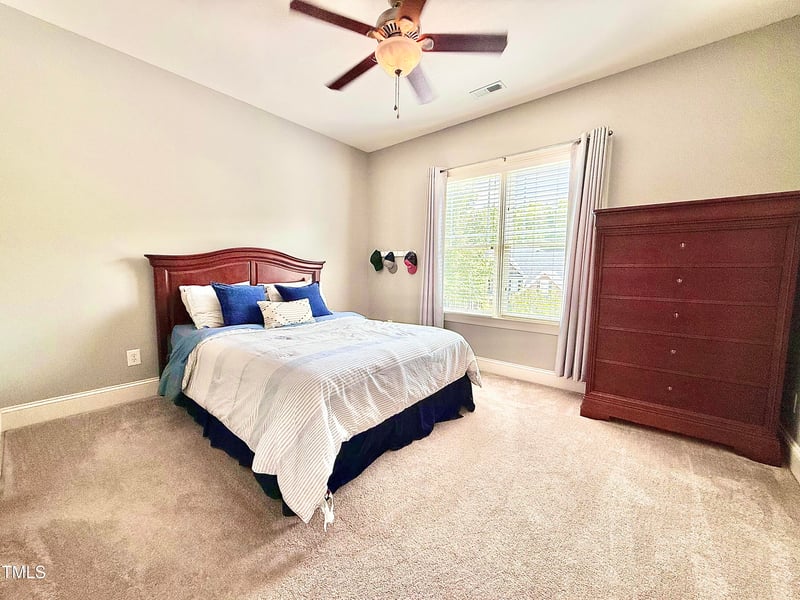 925 Hidden Jewel Ln, Wake Forest, NC 27587