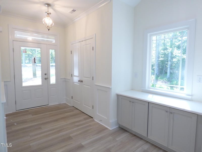 925 Lynch Rd, Selma, NC 27576