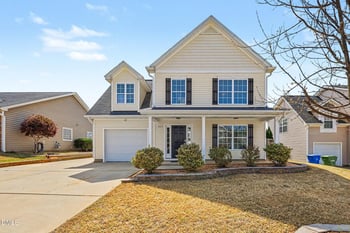 925 Ribbonleaf Ln, Fuquay Varina, NC 27526