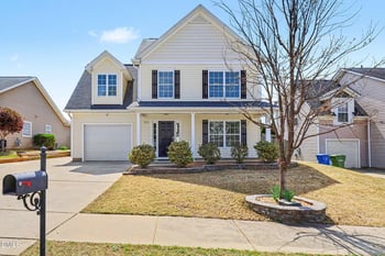 925 Ribbonleaf Ln, Fuquay Varina, NC 27526