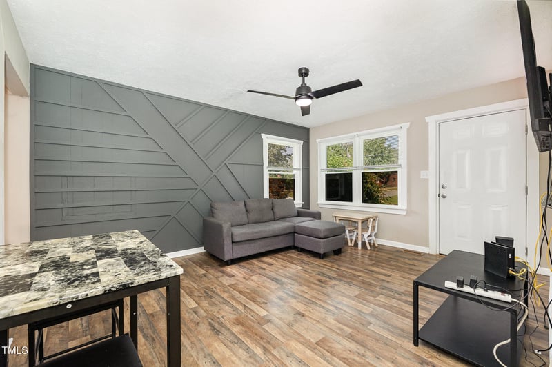 925 Rochester Dr, Fayetteville, NC 28305
