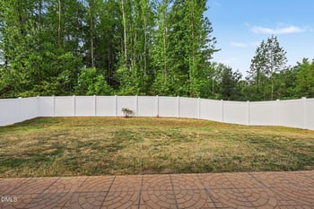 925 Winter Cress Dr, Zebulon, NC 27597
