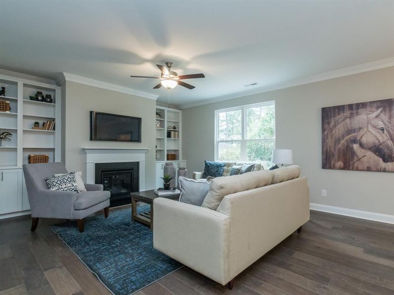 926 Barringer Dr, Raleigh, NC 27606