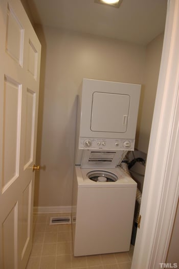 926 Blenheim Dr, Raleigh, NC 27612