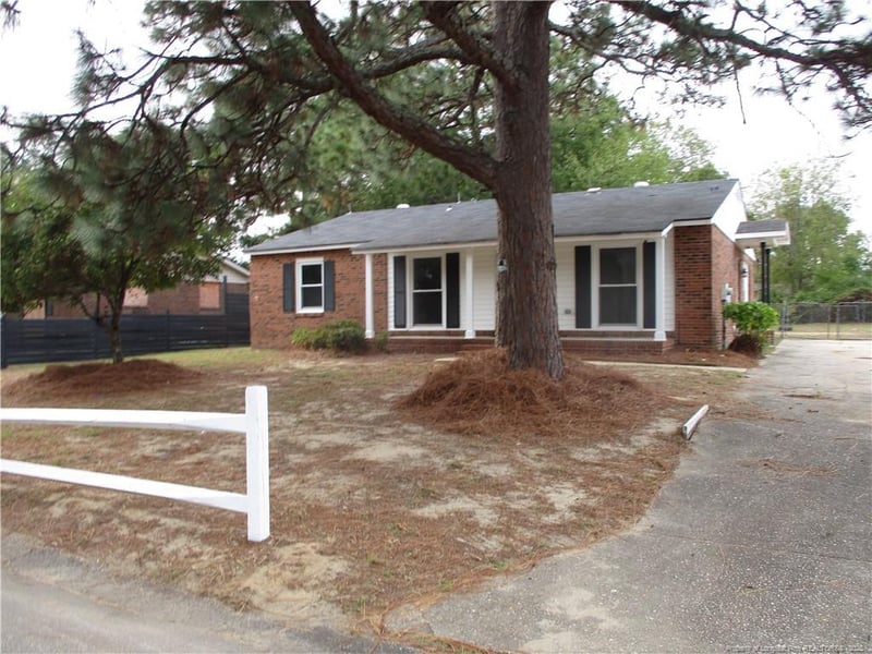 926 Fiske Dr, Fayetteville, NC 28311