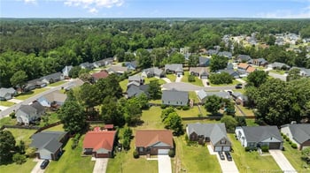 926 Foxhunt Ln, Fayetteville, NC 28314