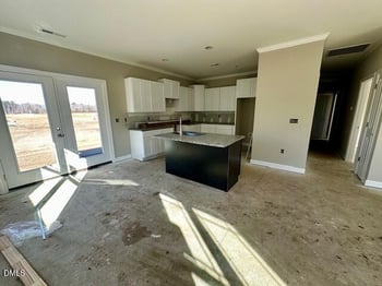 926 Micro Rd, Selma, NC 27576