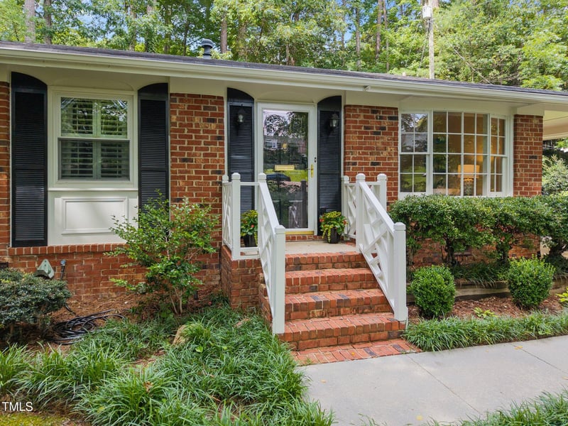 926 Wimbleton Dr, Raleigh, NC 27609