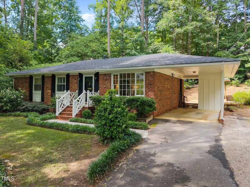 926 Wimbleton Dr, Raleigh, NC 27609