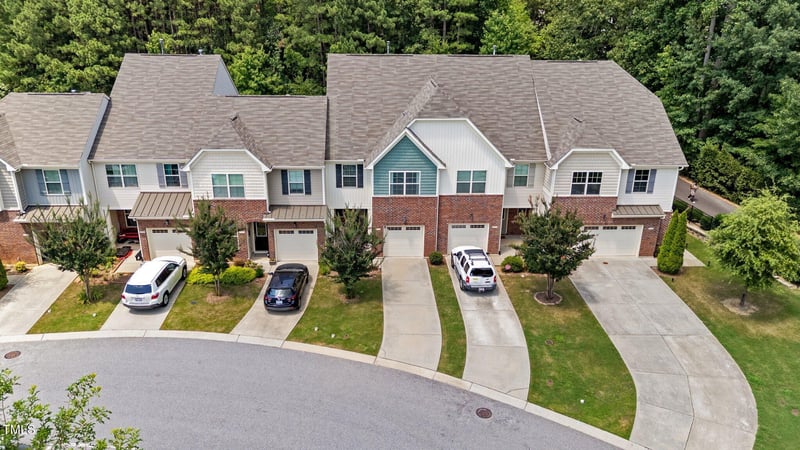927 Contessa Dr, Cary, NC 27513