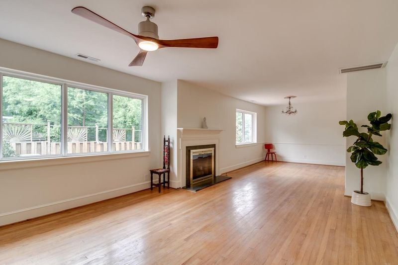 927 Green St, Durham, NC 27701