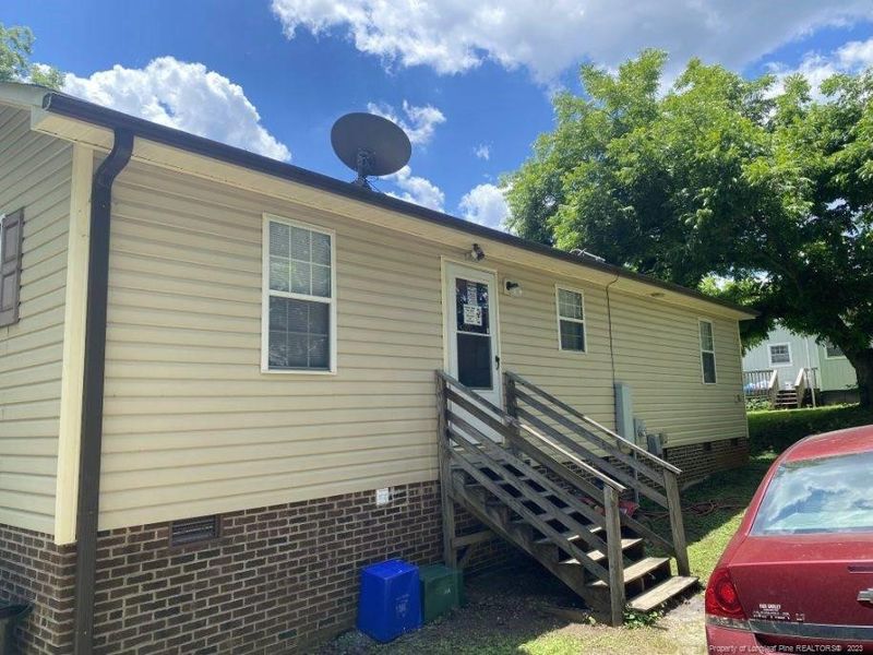 927 S Lexington Ave, Burlington, NC 27215