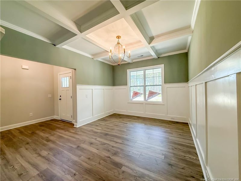 927 Rhum Dr, Fayetteville, NC 28311