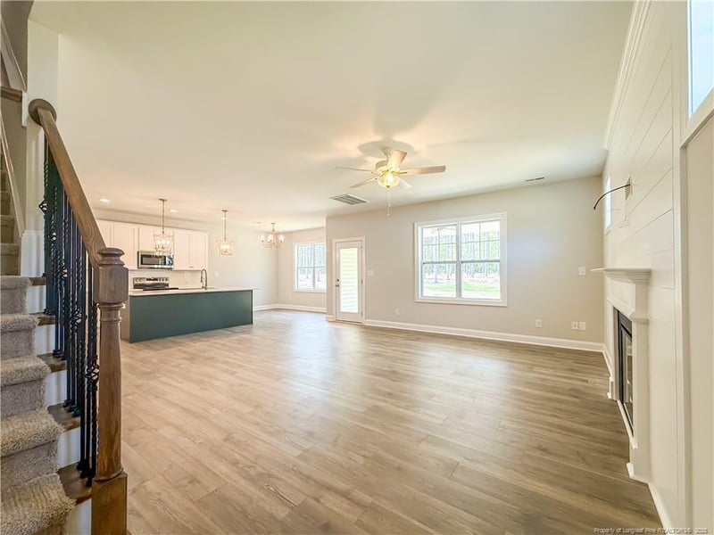 927 Rhum Dr, Fayetteville, NC 28311