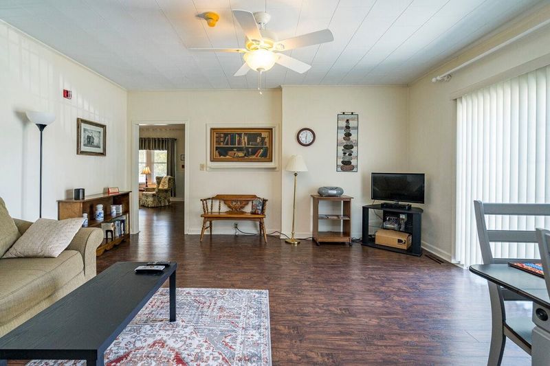 927 Thompson St, Pittsboro, NC 27312