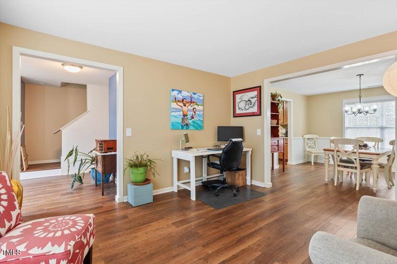 928 Avent Meadows Ln, Holly Springs, NC 27540