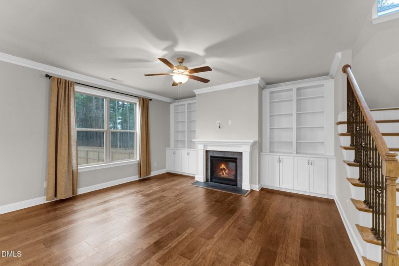 928 Barringer Dr, Raleigh, NC 27606