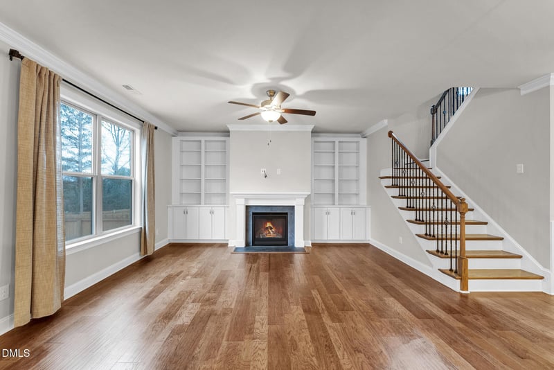 928 Barringer Dr, Raleigh, NC 27606