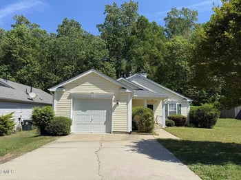 928 Homestead Park Dr, Apex, NC 27502