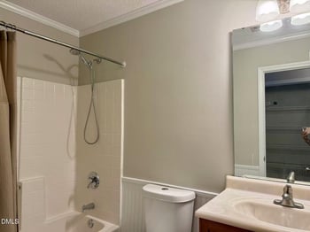 928 Homestead Park Dr, Apex, NC 27502