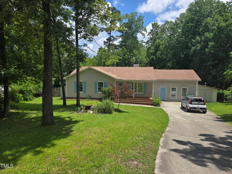 928 Magnolia Ridge Way, Fuquay Varina, NC 27526