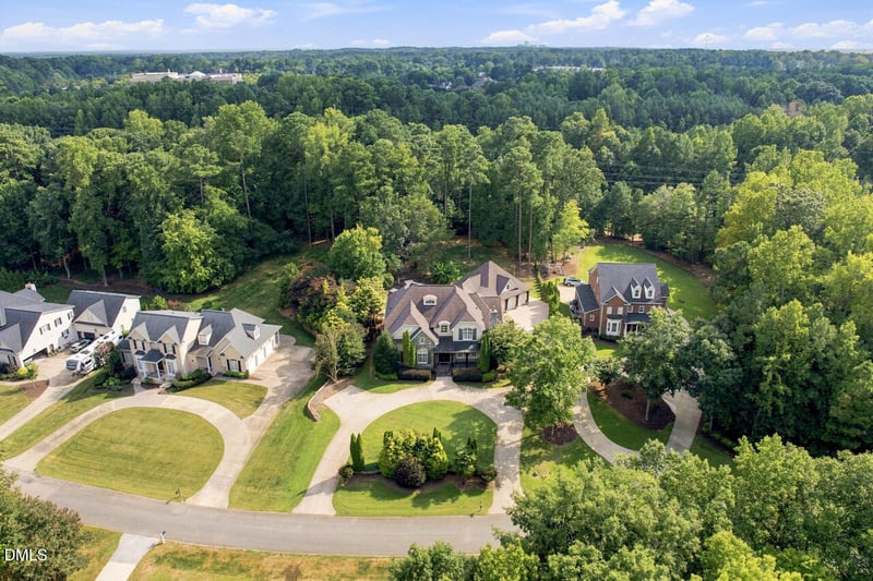 928 Oak Creek Rd, Raleigh, NC 27615