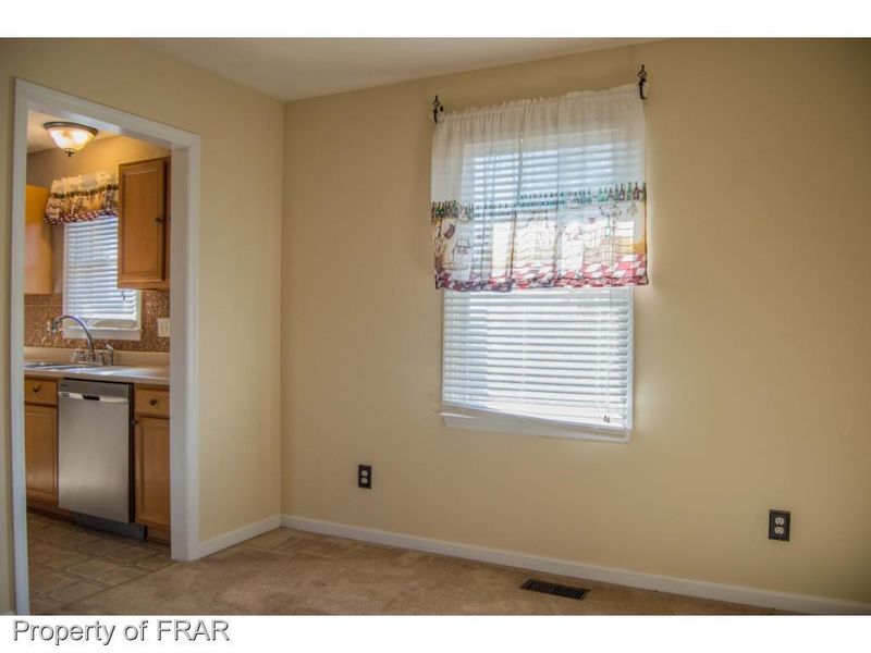 928 Scully Dr, Fayetteville, NC 28314