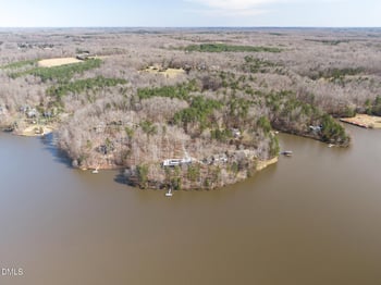 928 Shorefront Ln, Hillsborough, NC 27278