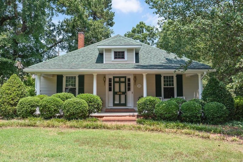 928 Urban Ave, Durham, NC 27701