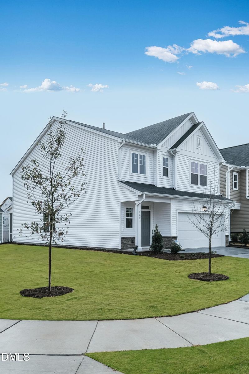 929 Glowing Star Ln, Angier, NC 27501