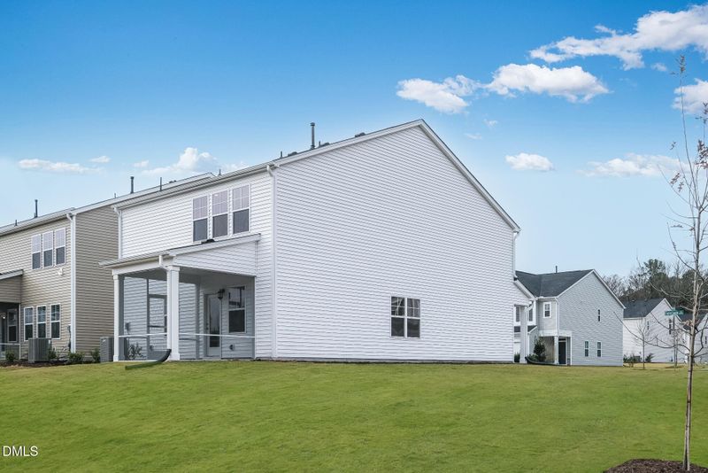 929 Glowing Star Ln, Angier, NC 27501